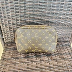 authentic louis vuitton make up bag